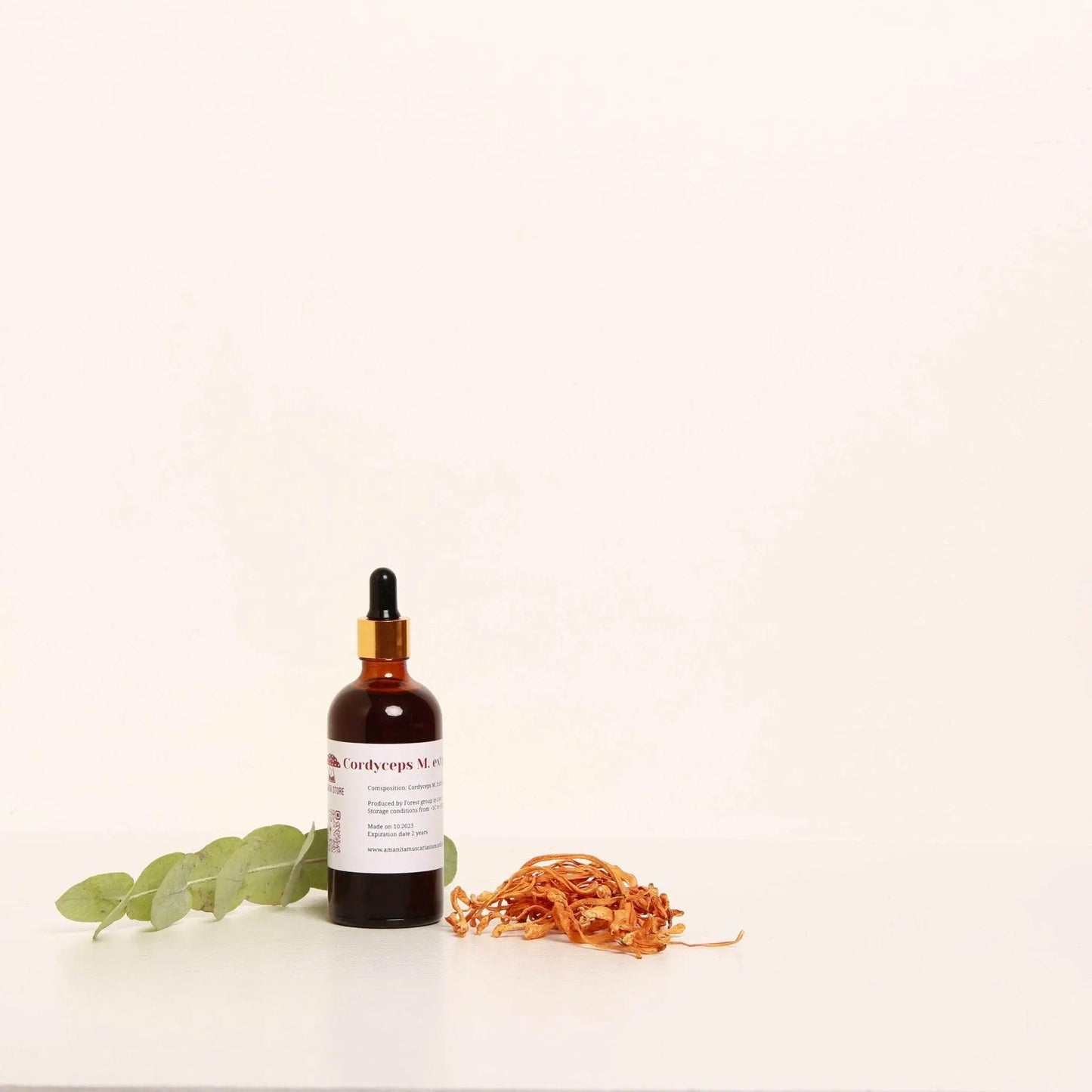 Tintura di Cordyceps – Doppia estrazione da corpi fruttiferi biologici freschi.